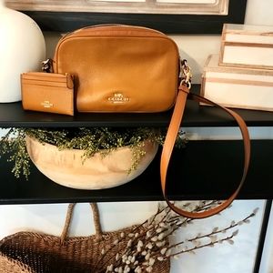 Honey brown coach purse and matching wallet.       SOLD SOLD SOLD